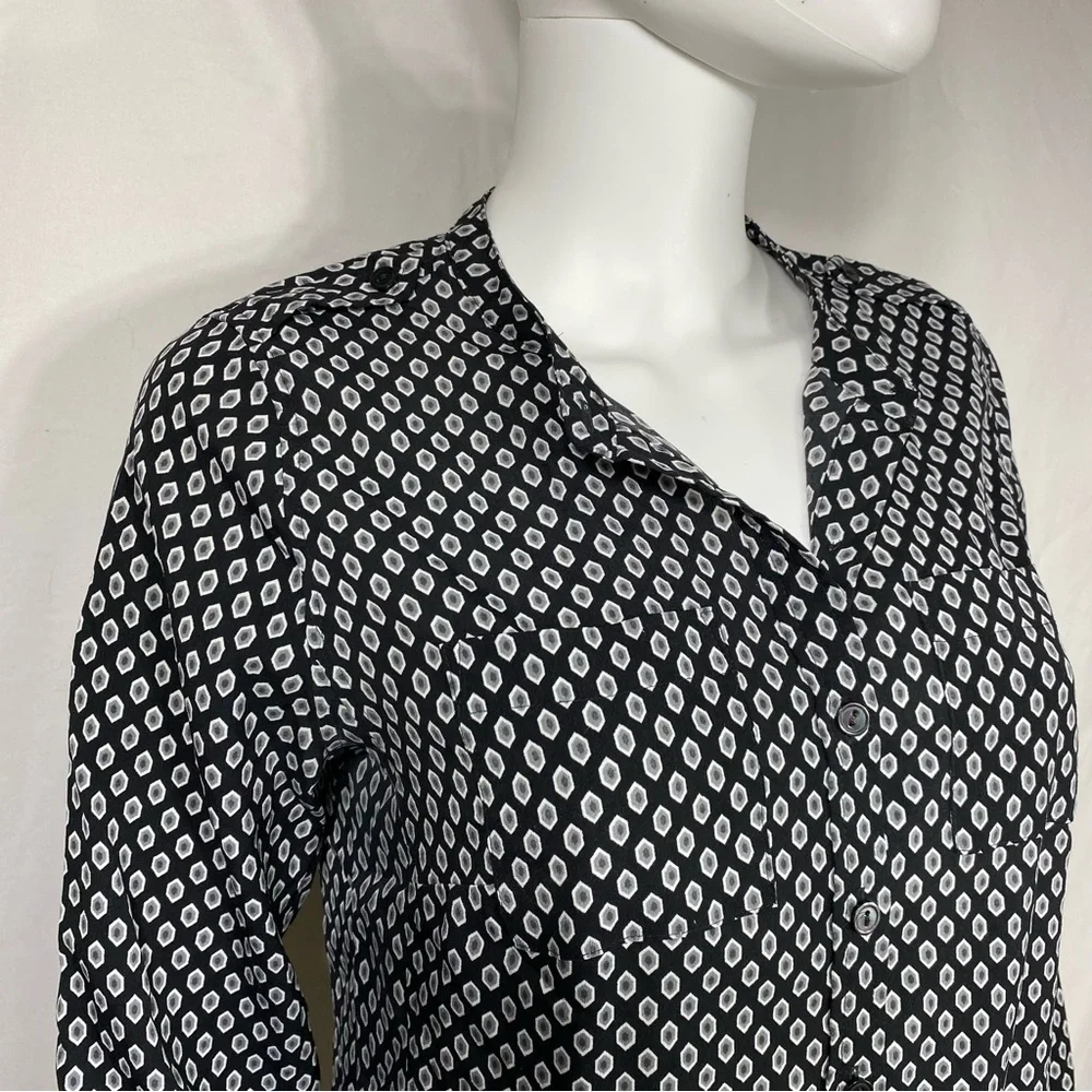 Express Diamond Pattern Black & Gray Design Long Sleeve Collarless Button Down - Picture 2 of 6